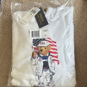 Ralph Lauren White Polo hoodie with Graphic Detail